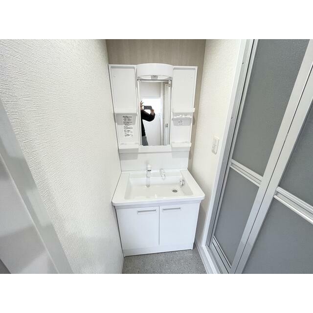 写真は205号室です(内装)