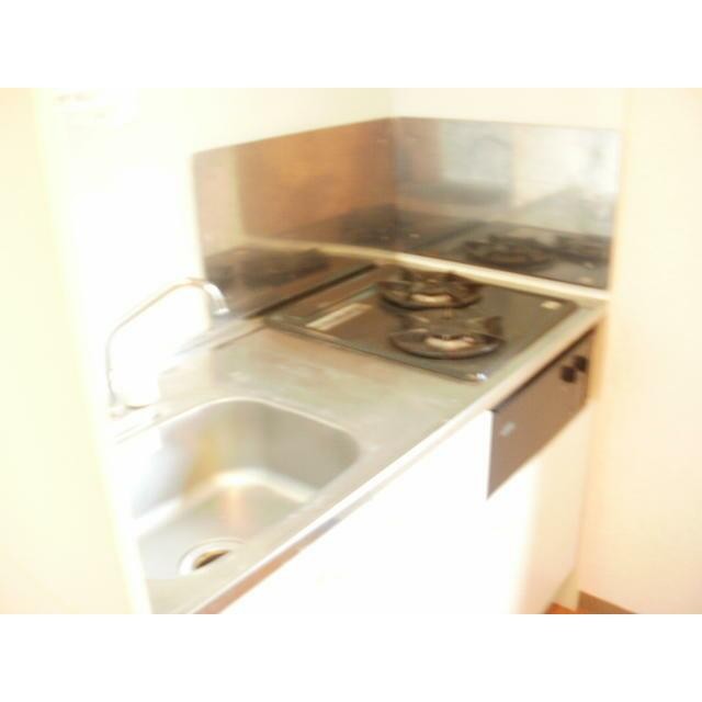 ※別部屋参考写真です。(キッチン)