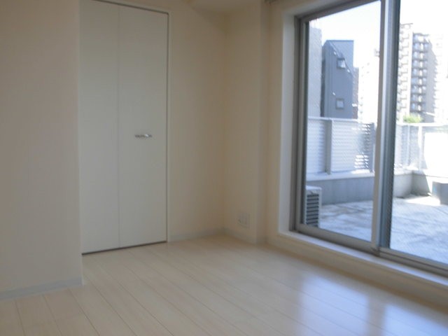 (居間)