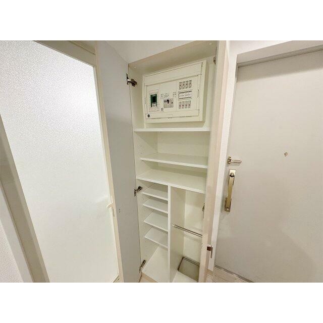 (玄関)