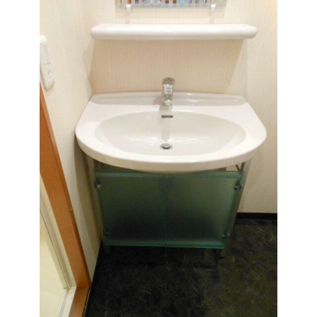 明るい洗面所です(内装)