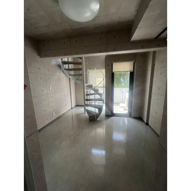 (居間)