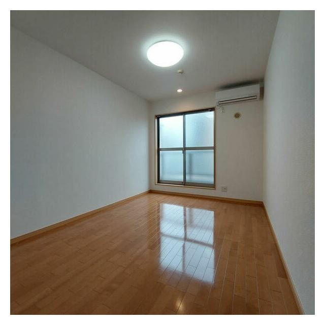 (居間)