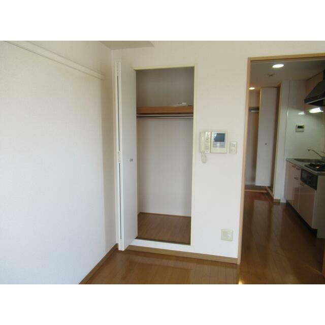 同建物、別部屋の写真を使用しております。(内装)