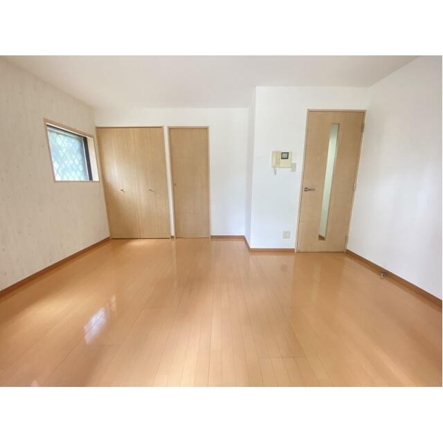 (居間)