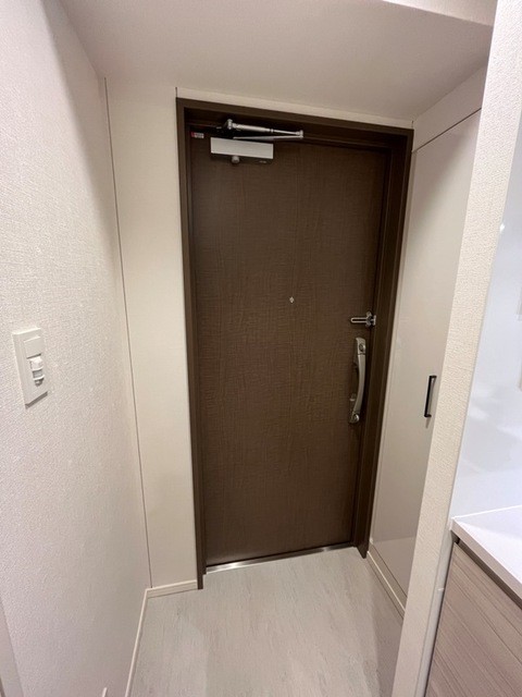 ※写真は同タイプ住戸です。(玄関)