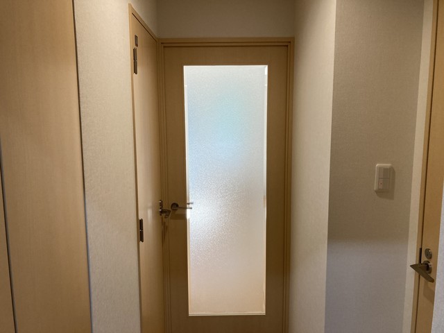 (玄関)