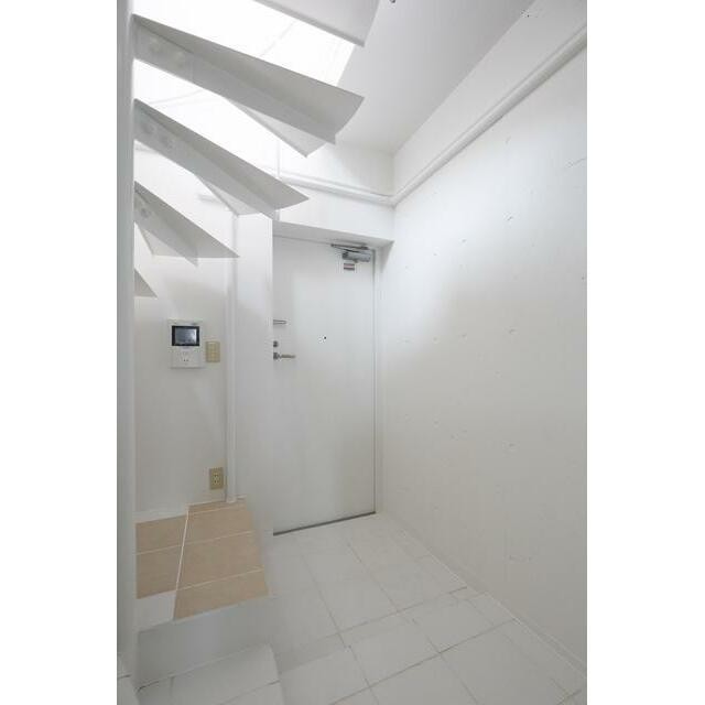 ※写真は同タイプ住戸です。(玄関)