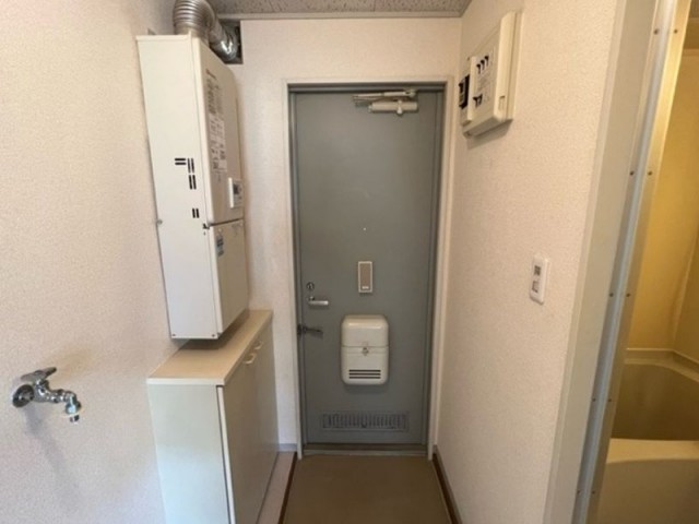(玄関)