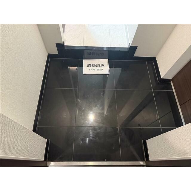 (玄関)