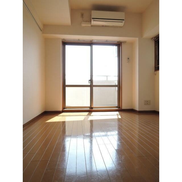 ※掲載写真は同物件別部屋です。(居間)