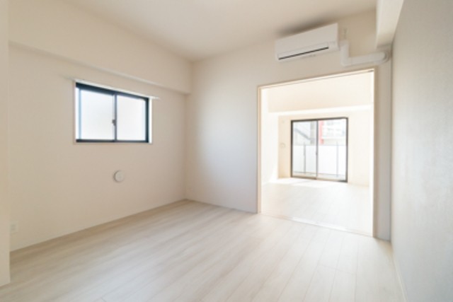 ※写真は同タイプ住戸です。(居間)