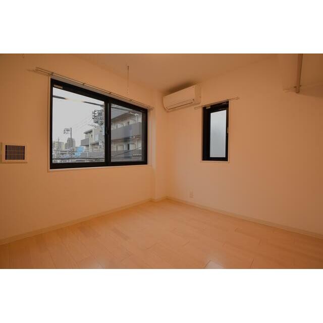 【参考】別タイプの部屋の写真です(居間)
