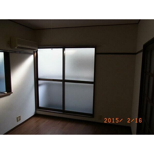 (居間)