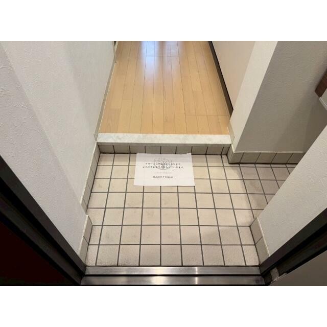 (玄関)