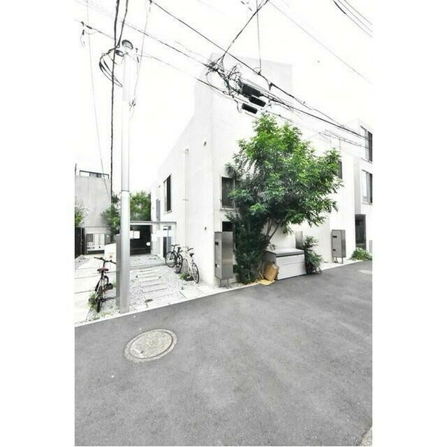 渋谷区上原２丁目 【賃貸居住】マンション