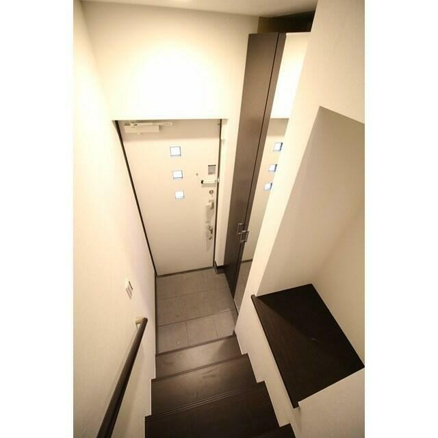 (玄関)