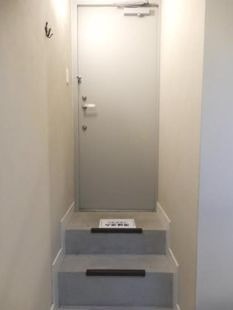 (玄関)
