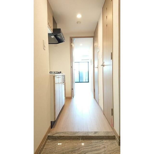 (玄関)