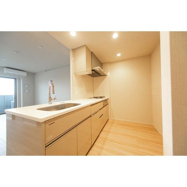 ※写真は同タイプ住戸です。(キッチン)