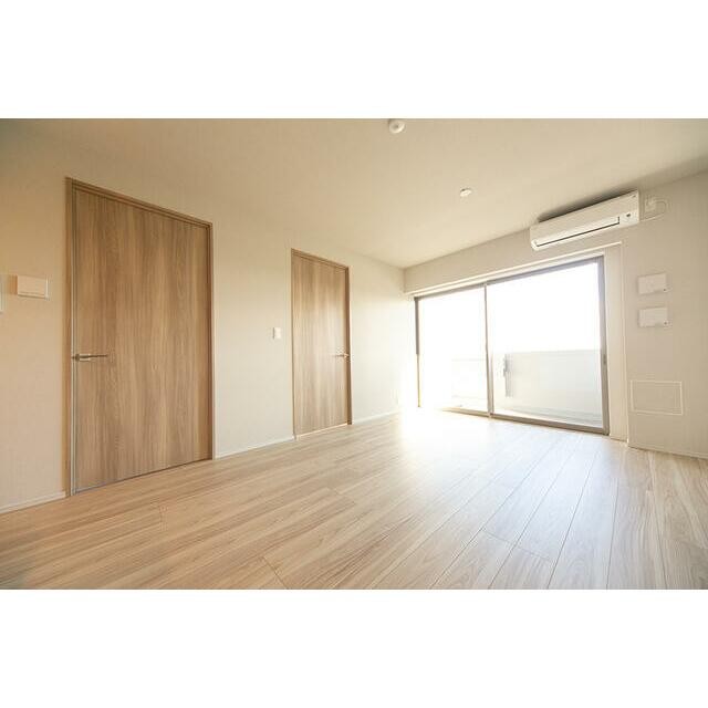 ※写真は同タイプ住戸です。(居間)