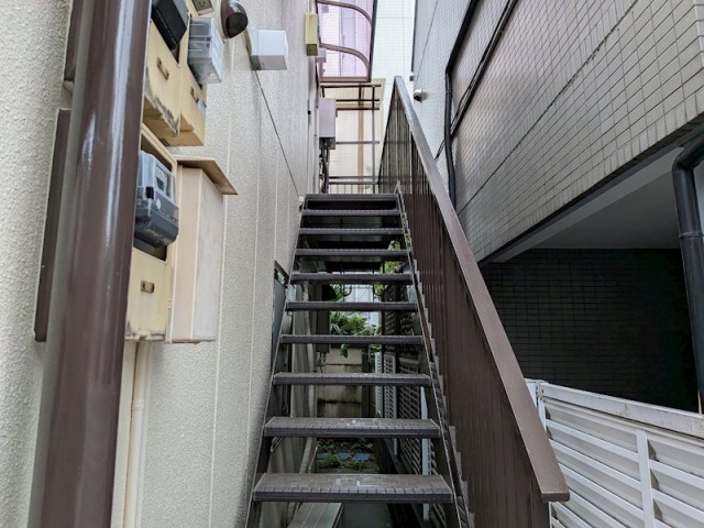 三軒茶屋駅前郵便局（三軒茶屋）（712m）(周辺)