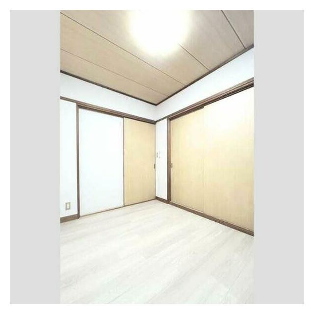 (居間)