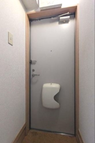※同仕様写真含む(玄関)