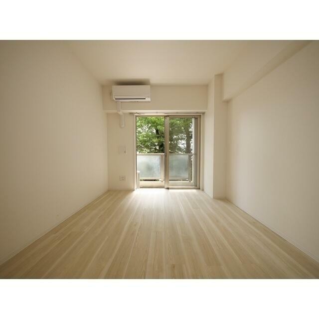 (居間)