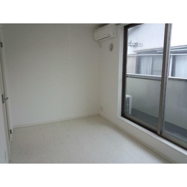 (居間)