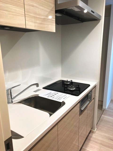 ※写真は同タイプ住戸です。(キッチン)