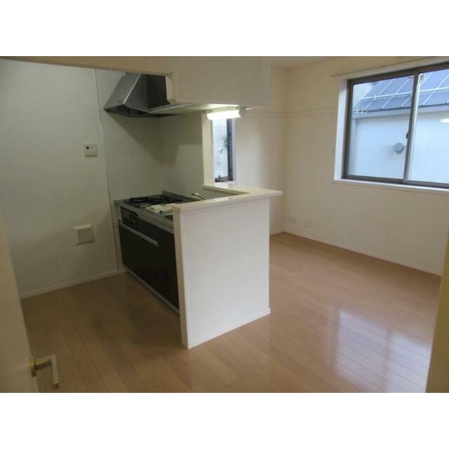 同じ間取りの別部屋写真です(居間)