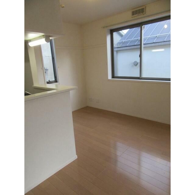 同じ間取りの別部屋写真です