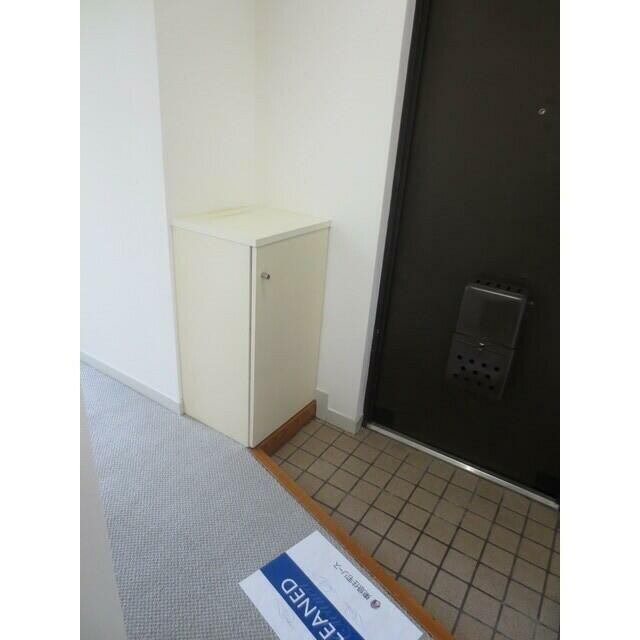 (玄関)