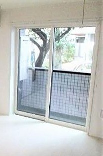 ※同仕様写真含む(居間)