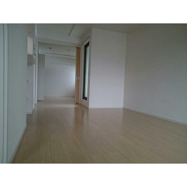 (居間)