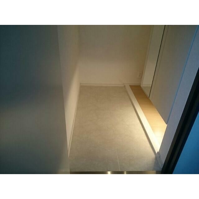 (玄関)