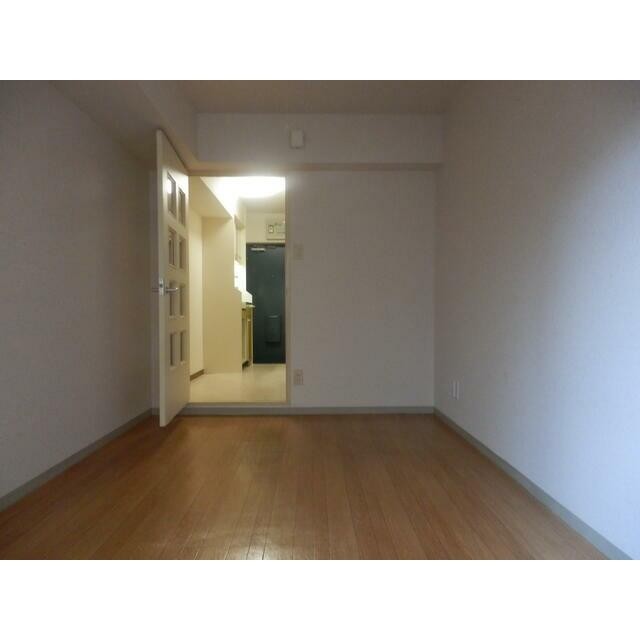 (居間)