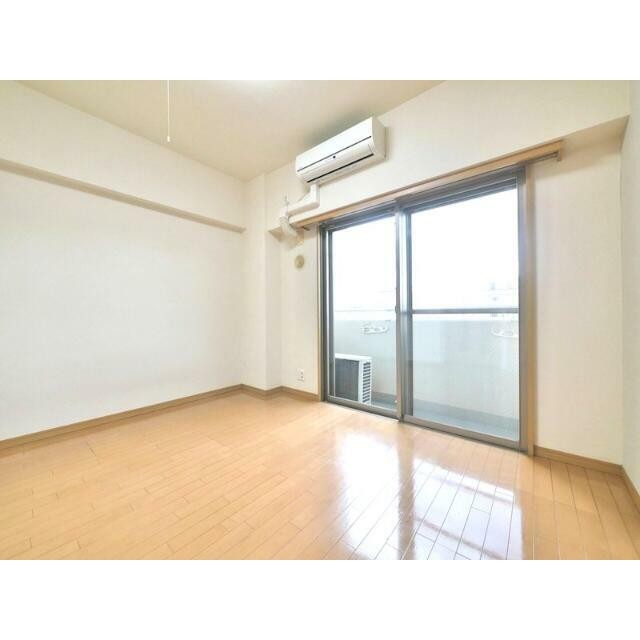 (居間)