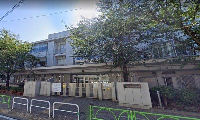 世田谷区立駒沢小学校（駒沢大学）（848m）(周辺)