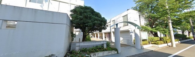 世田谷区立用賀中学校（用賀）（273m）(周辺)