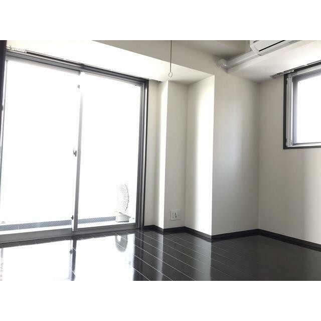 (居間)