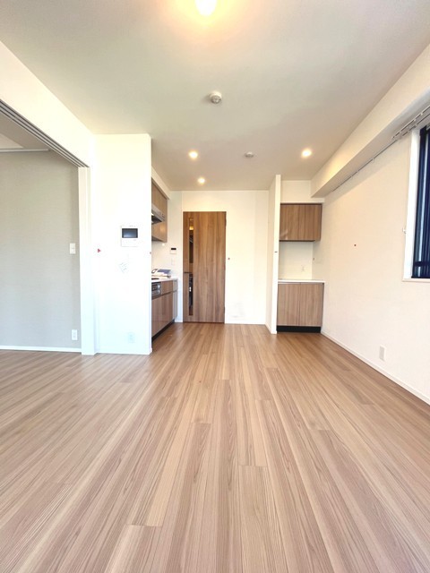 ※写真は同タイプ住戸です。(居間)