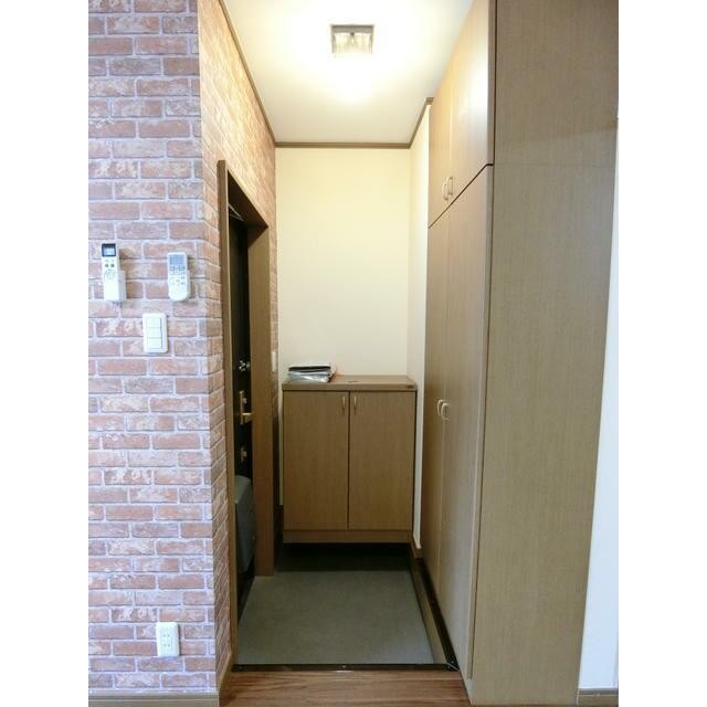 (玄関)