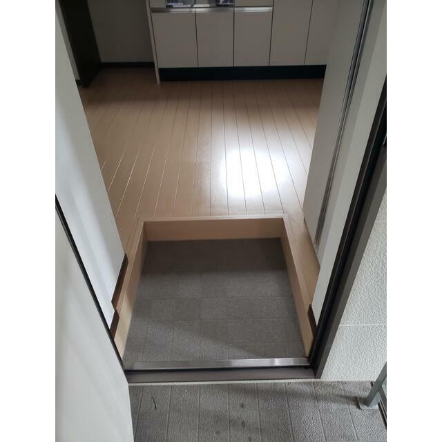 (玄関)