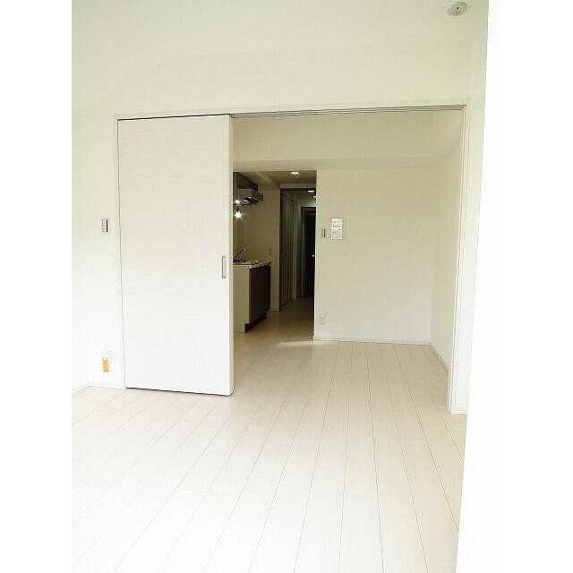 (居間)
