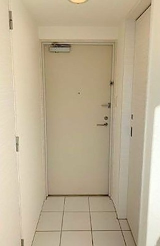 ※同仕様写真含む(玄関)