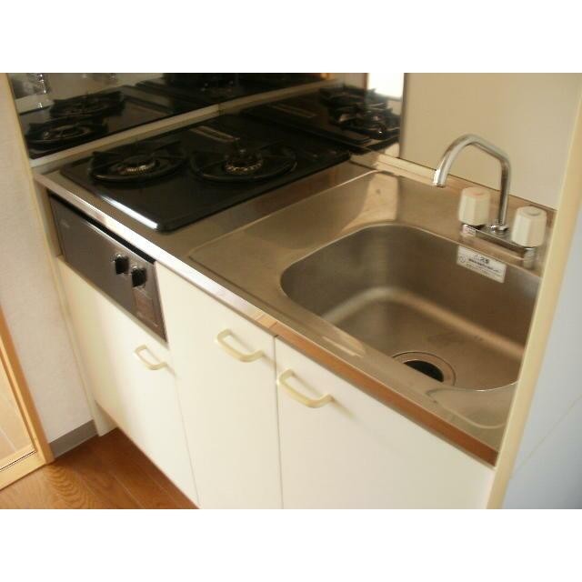 ※別部屋参考写真です。(キッチン)