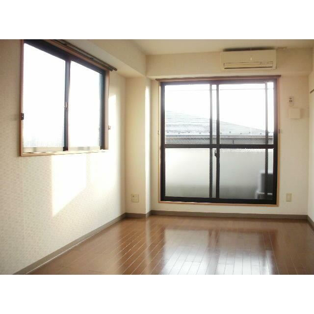 ※別部屋参考写真です。(居間)