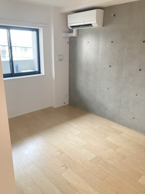 (居間)